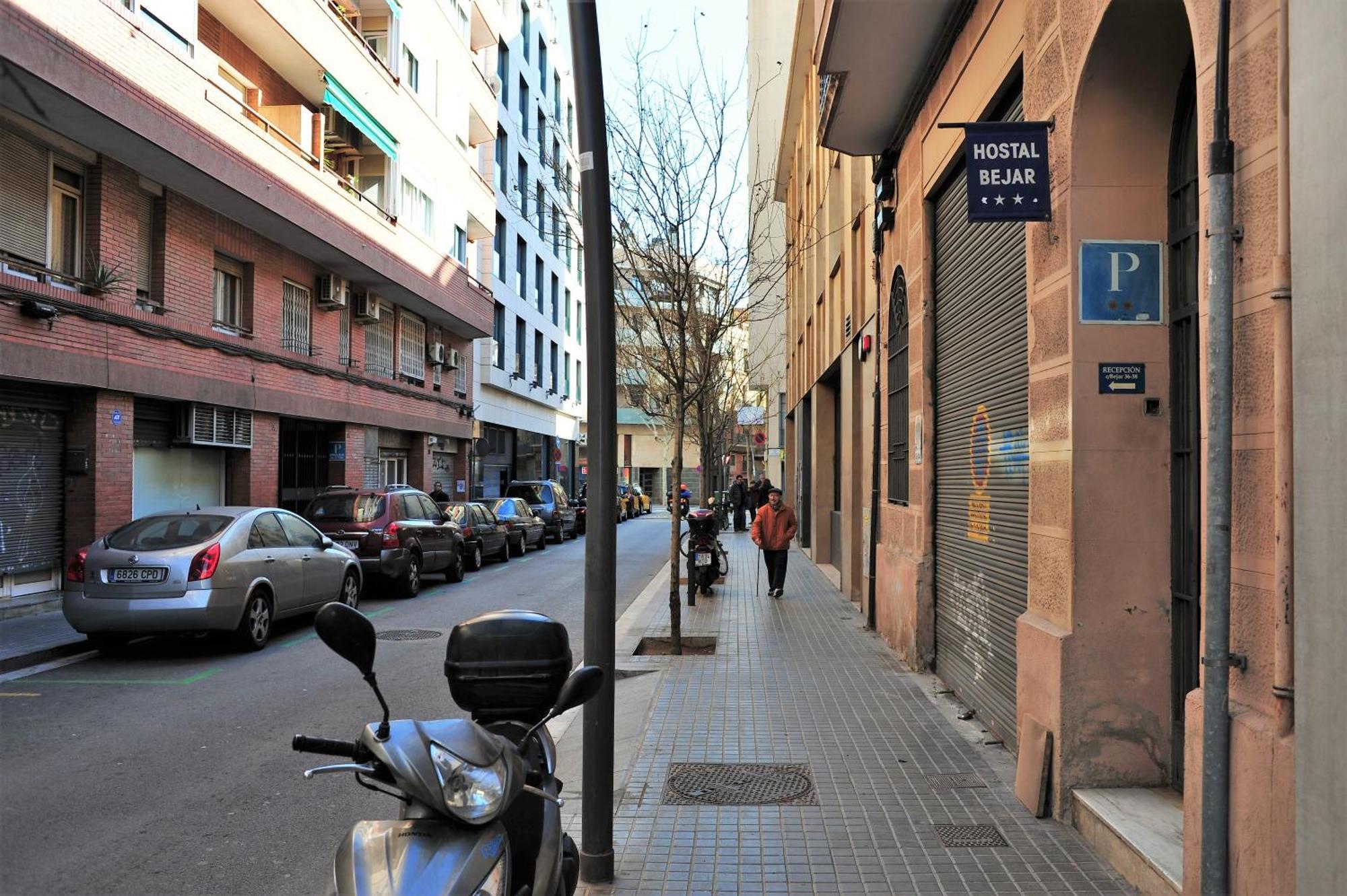Hostal Bejar Barcelona Kültér fotó